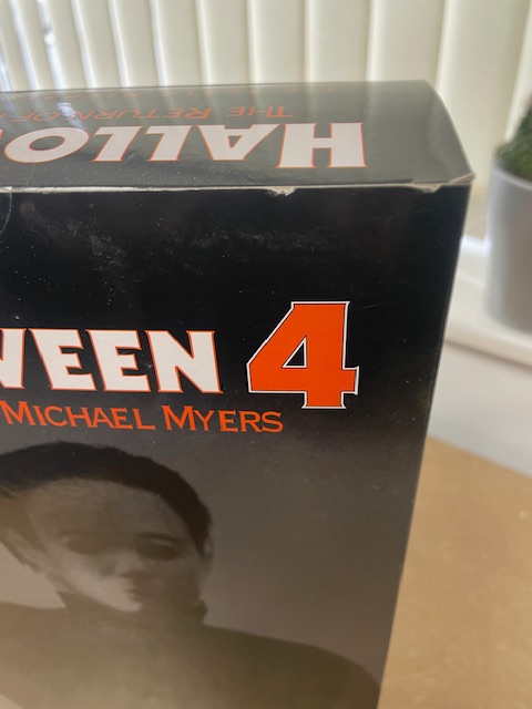 Halloween 4: The Return of Michael Myers 1/6 Scale Action Figure (IMPERFECT)