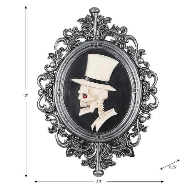 12-in Light Up Skull Picture