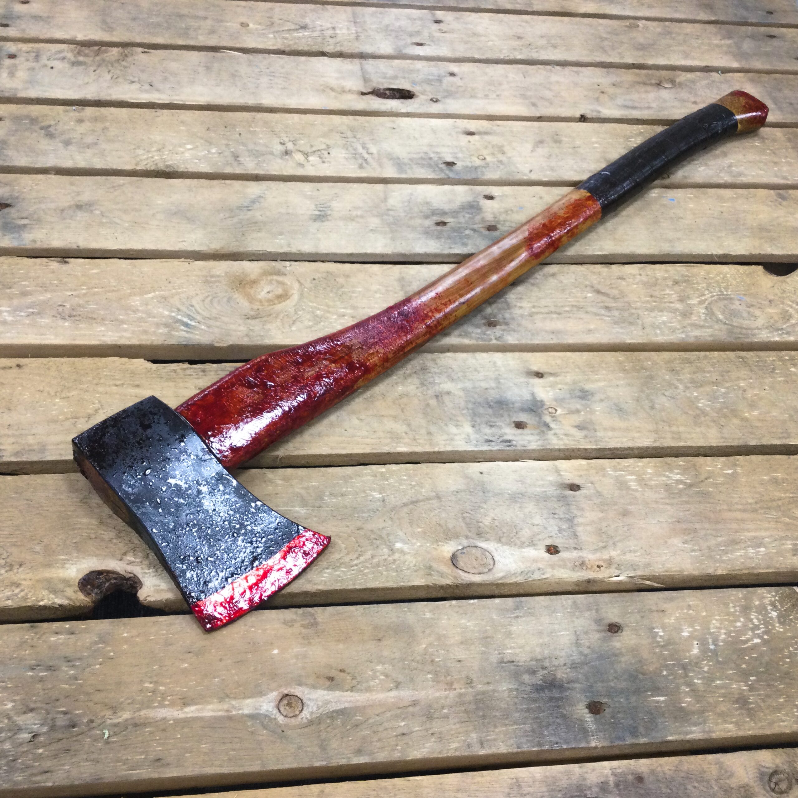 Long Bloody Axe (Premium Range)
