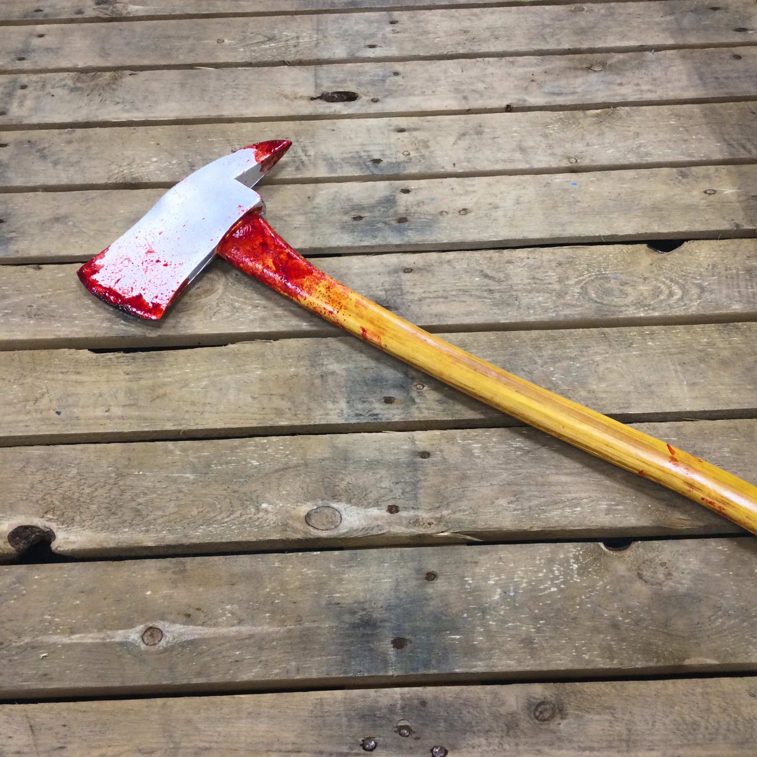 Long Fire Axe (Bloody)