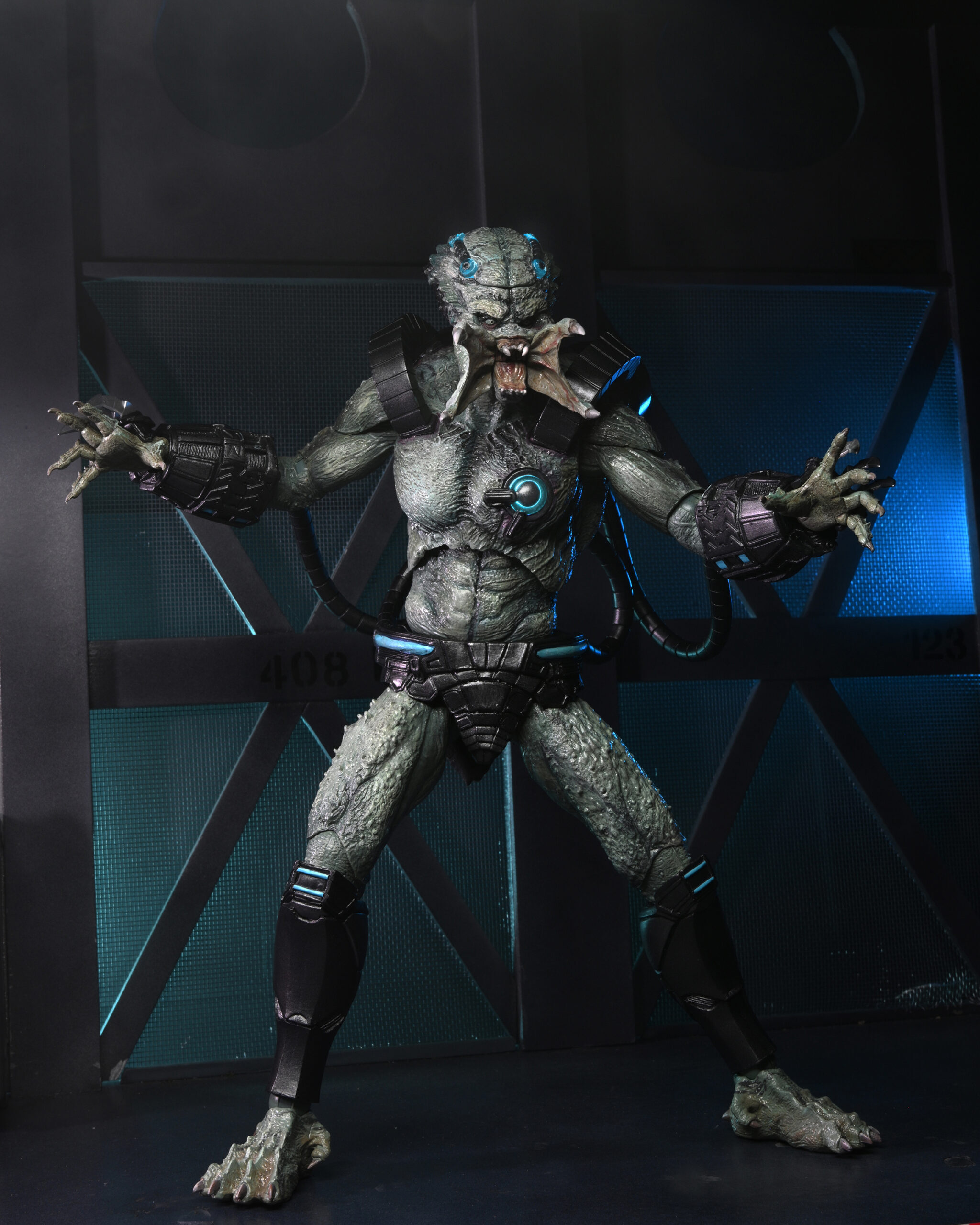 NECA Predator: Concrete Jungle - Stone Heart Predator Deluxe Ultimate 7