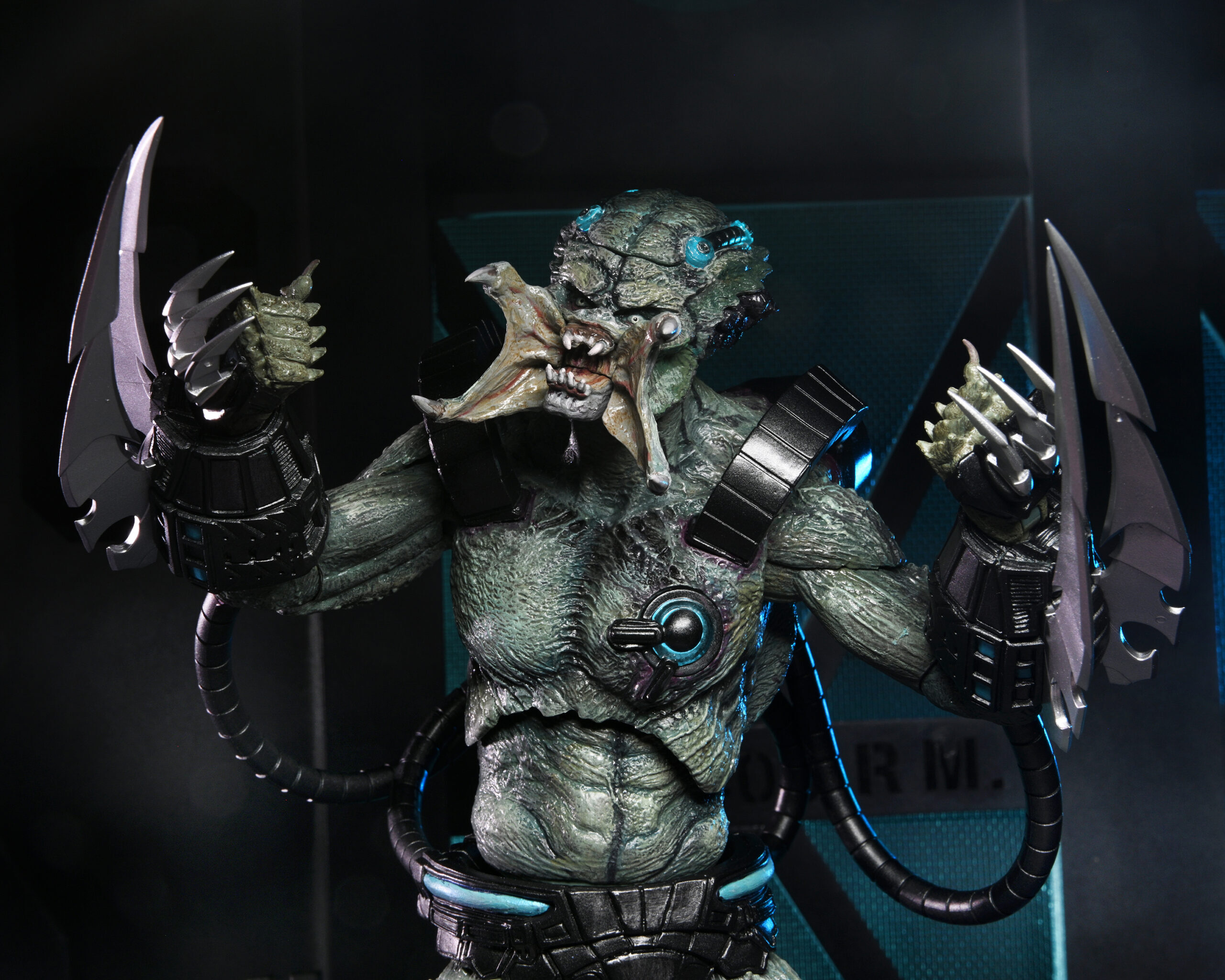 NECA Predator: Concrete Jungle - Stone Heart Predator Deluxe Ultimate 7