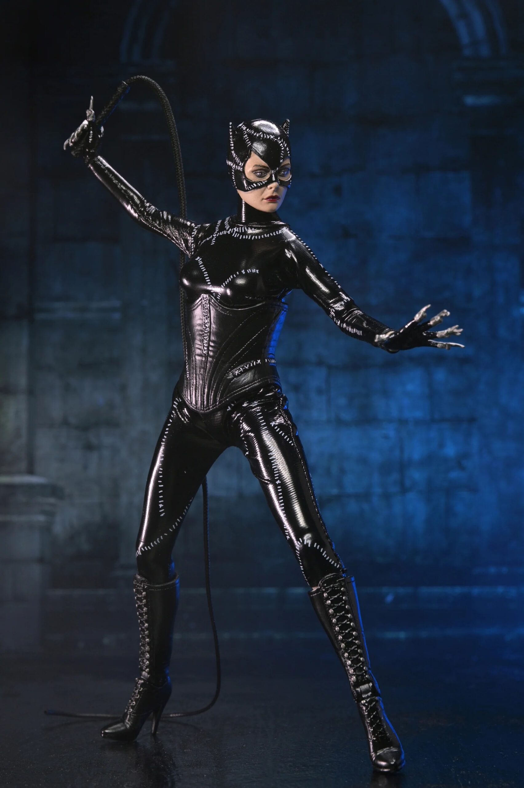 NECA Batman Returns - Catwoman 8