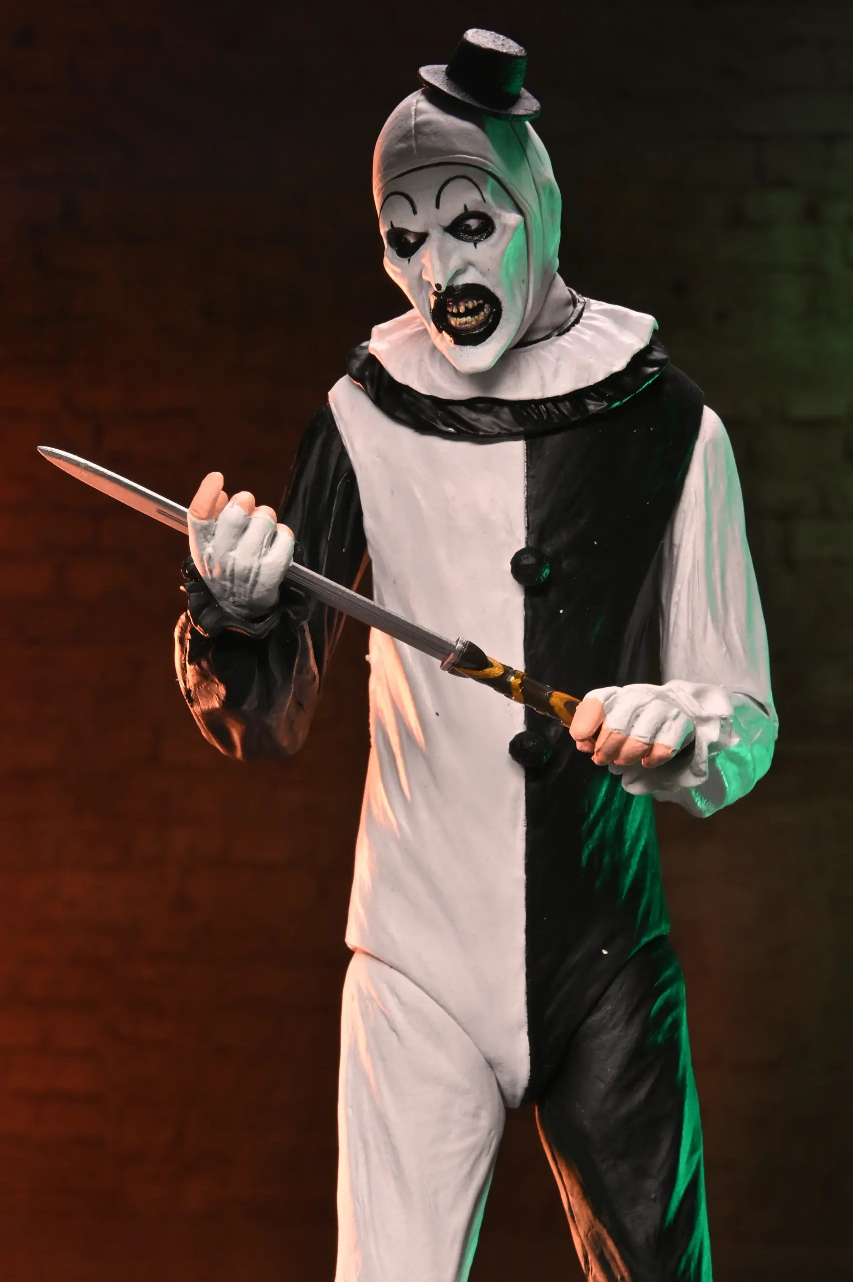 NECA Terrifier 2 - Art the Clown and Little Pale Girl Ultimate 7