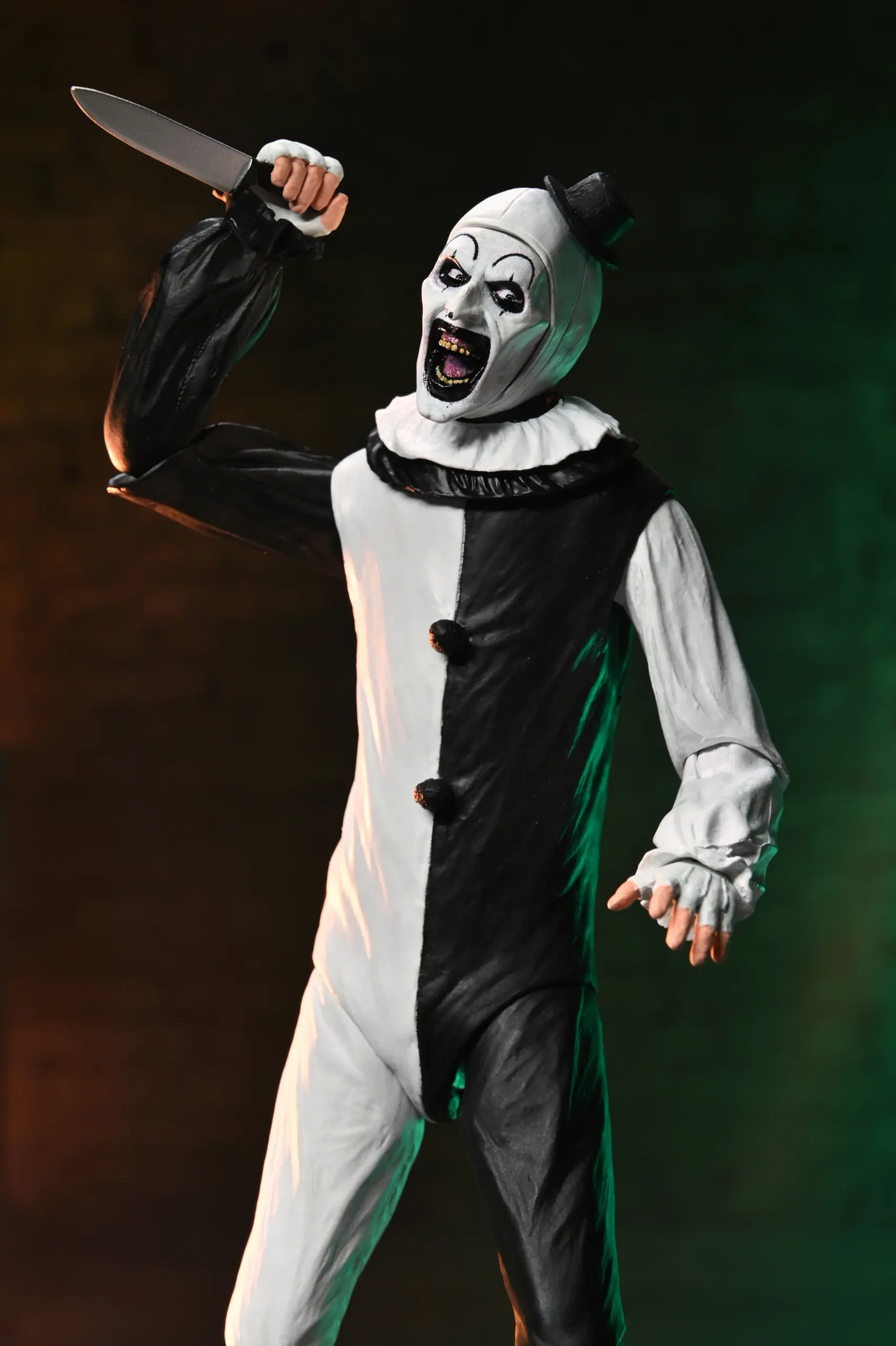 NECA Terrifier 2 - Art the Clown and Little Pale Girl Ultimate 7