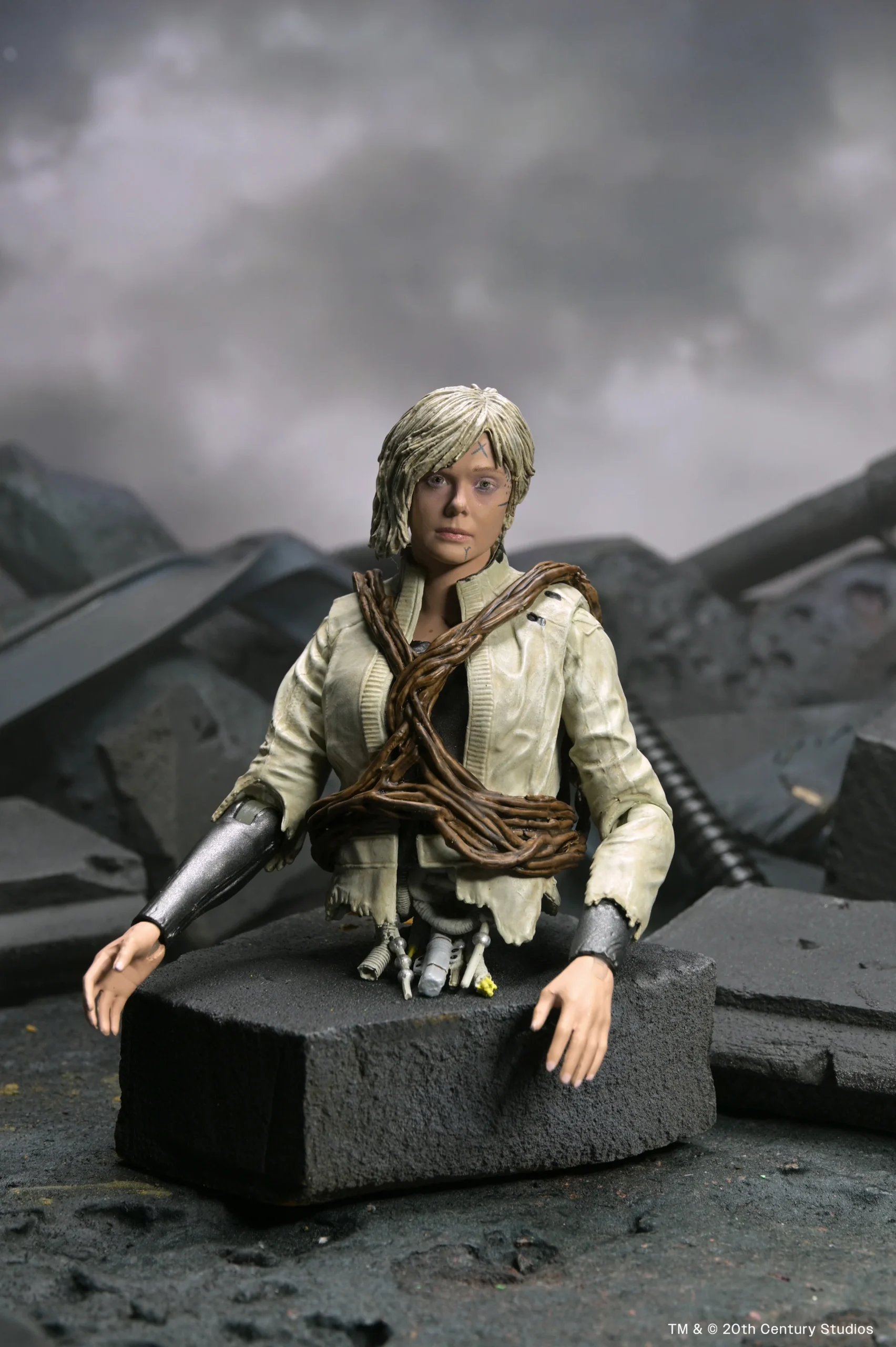 NECA Predator: Badlands - Thia & Bud Ultimate 7