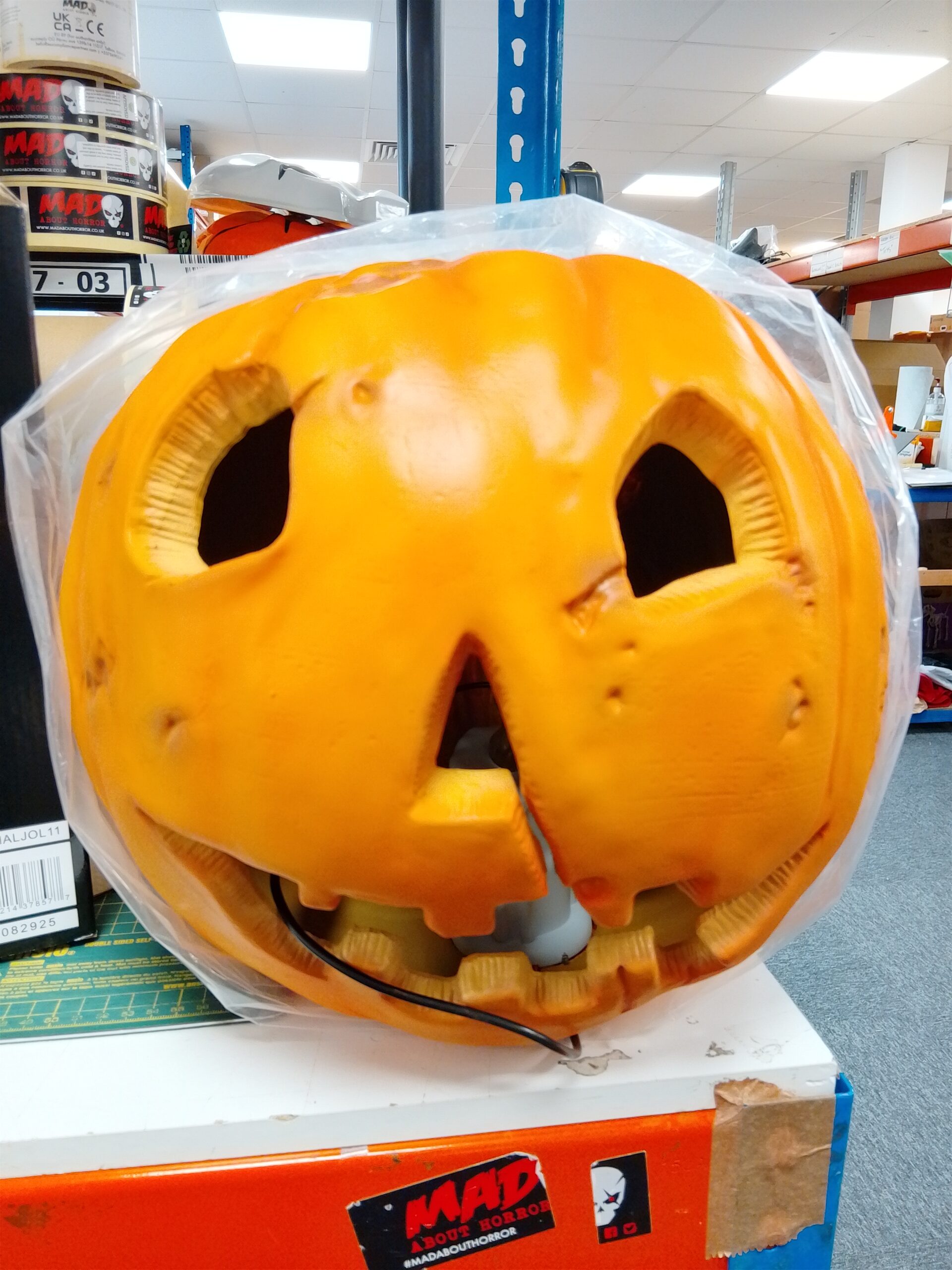 Halloween (1978) Jack-O-Lantern Life-Sized Replica (SLIGHT SECOND)