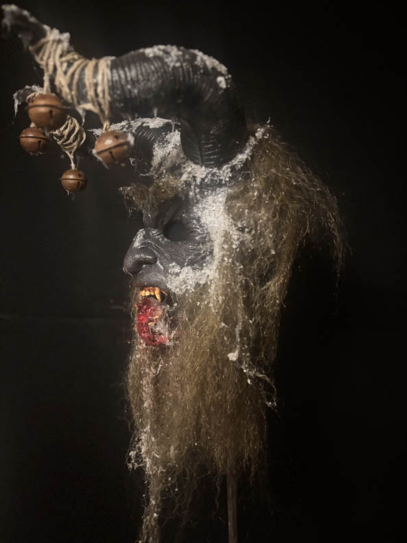Masque de Krampus avec capuche (minuit)