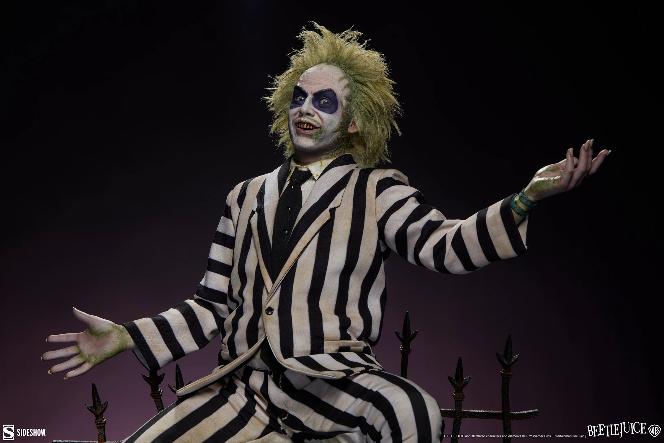 Sideshow Collectibles Beetlejuice - Premium Format 1/4 Scale Statue