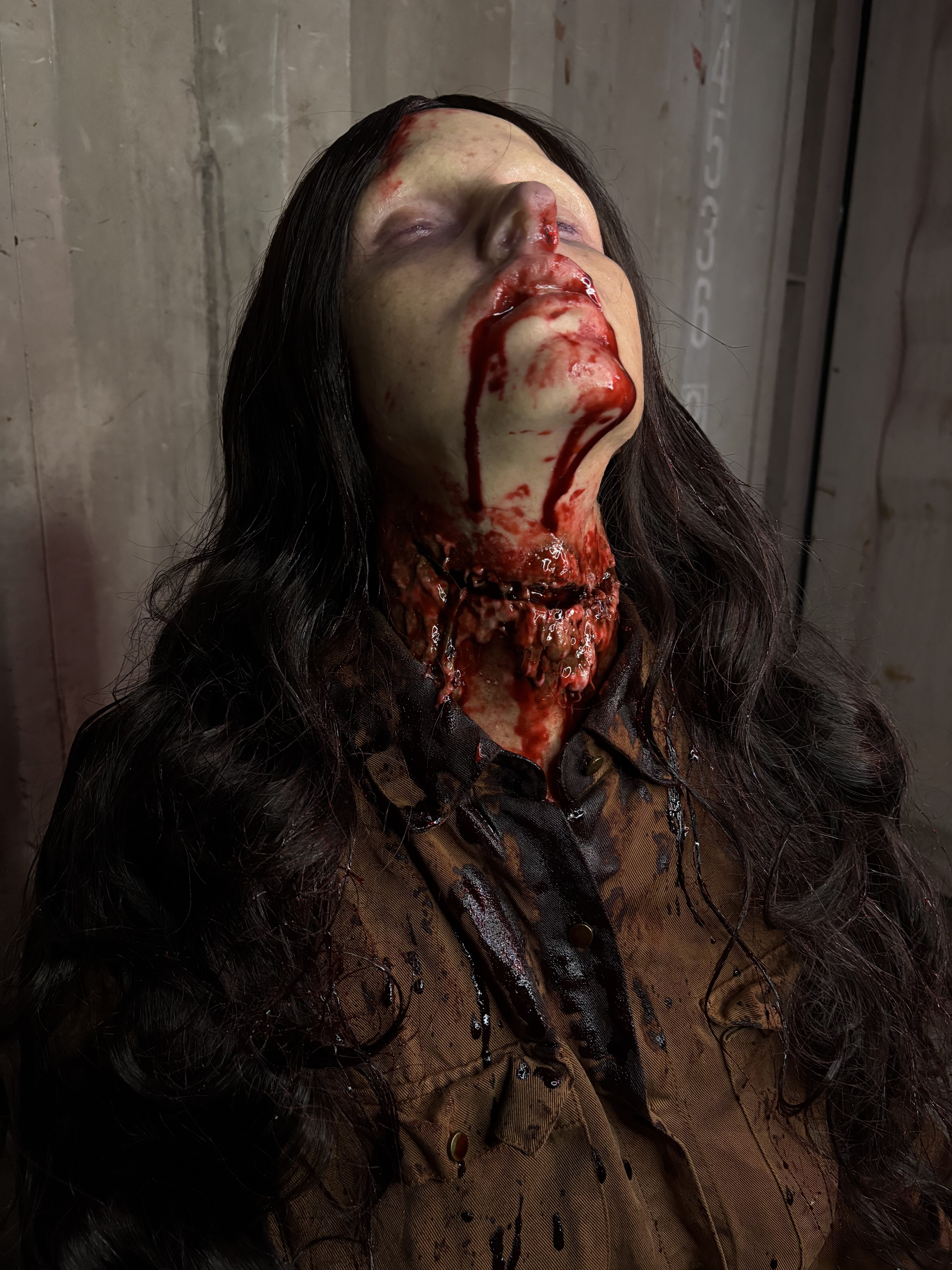Life Size Body - Captive Kneeling Emma, Slit Throat