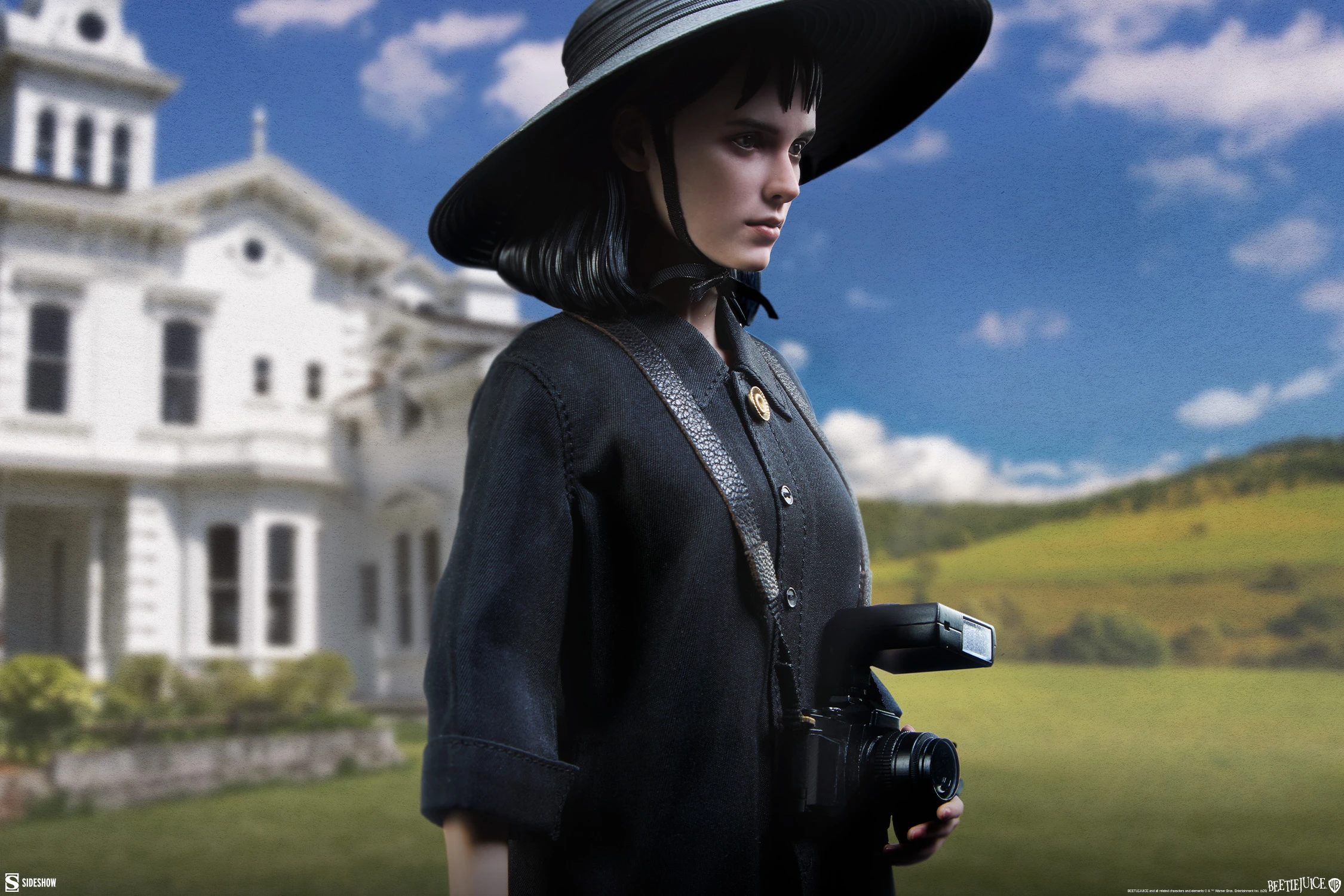 Sideshow Collectibles Beetlejuice – Lydia Deetz 1/6 Scale Action Figure