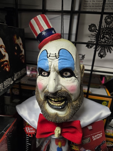 Captain Spaulding Hängender Kopf & Weihnachtsbaumspitze – Sauber