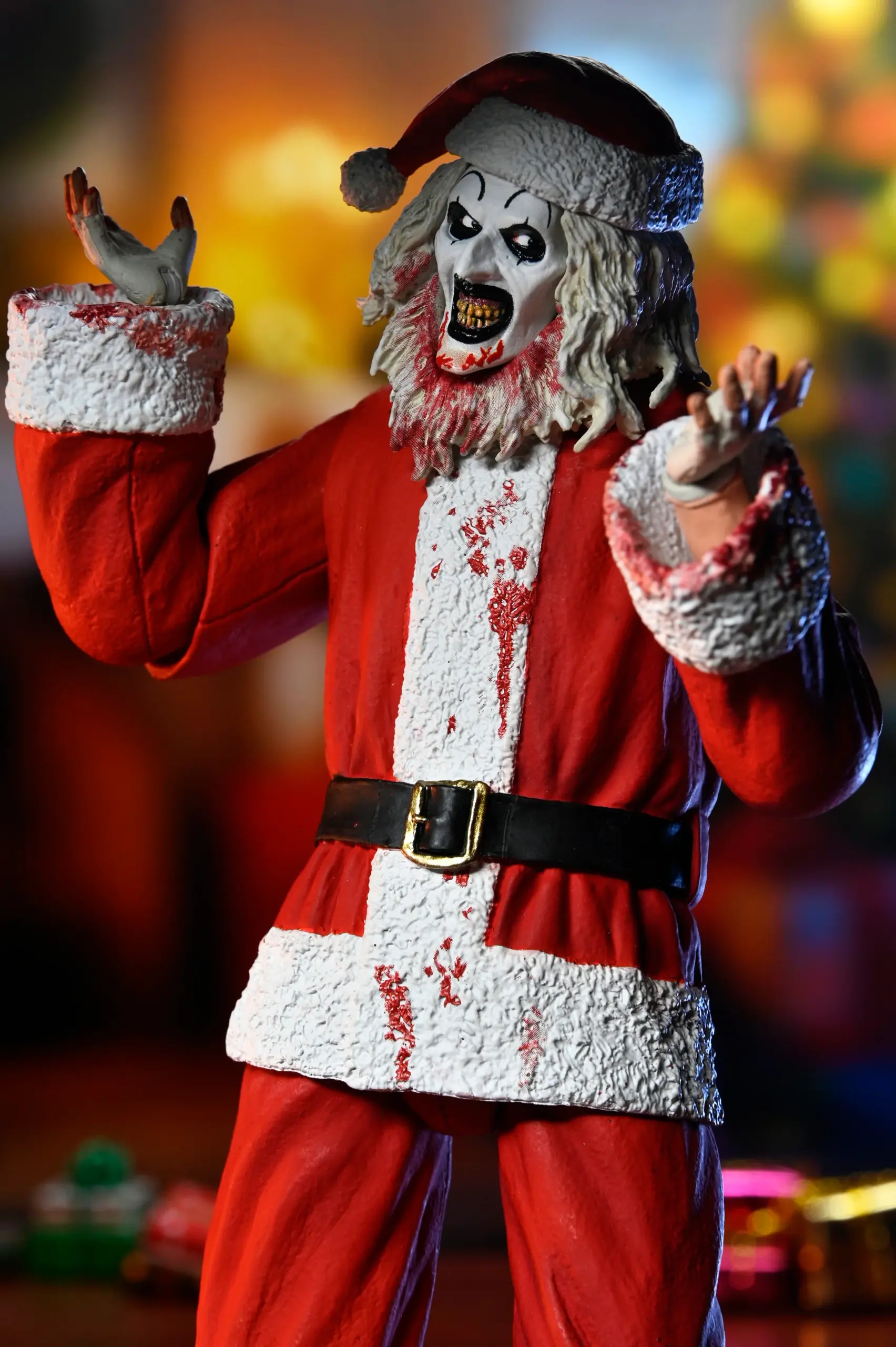 NECA Terrifier 3 - Art le Clown en costume de Père Noël sanglant Ultimate 7