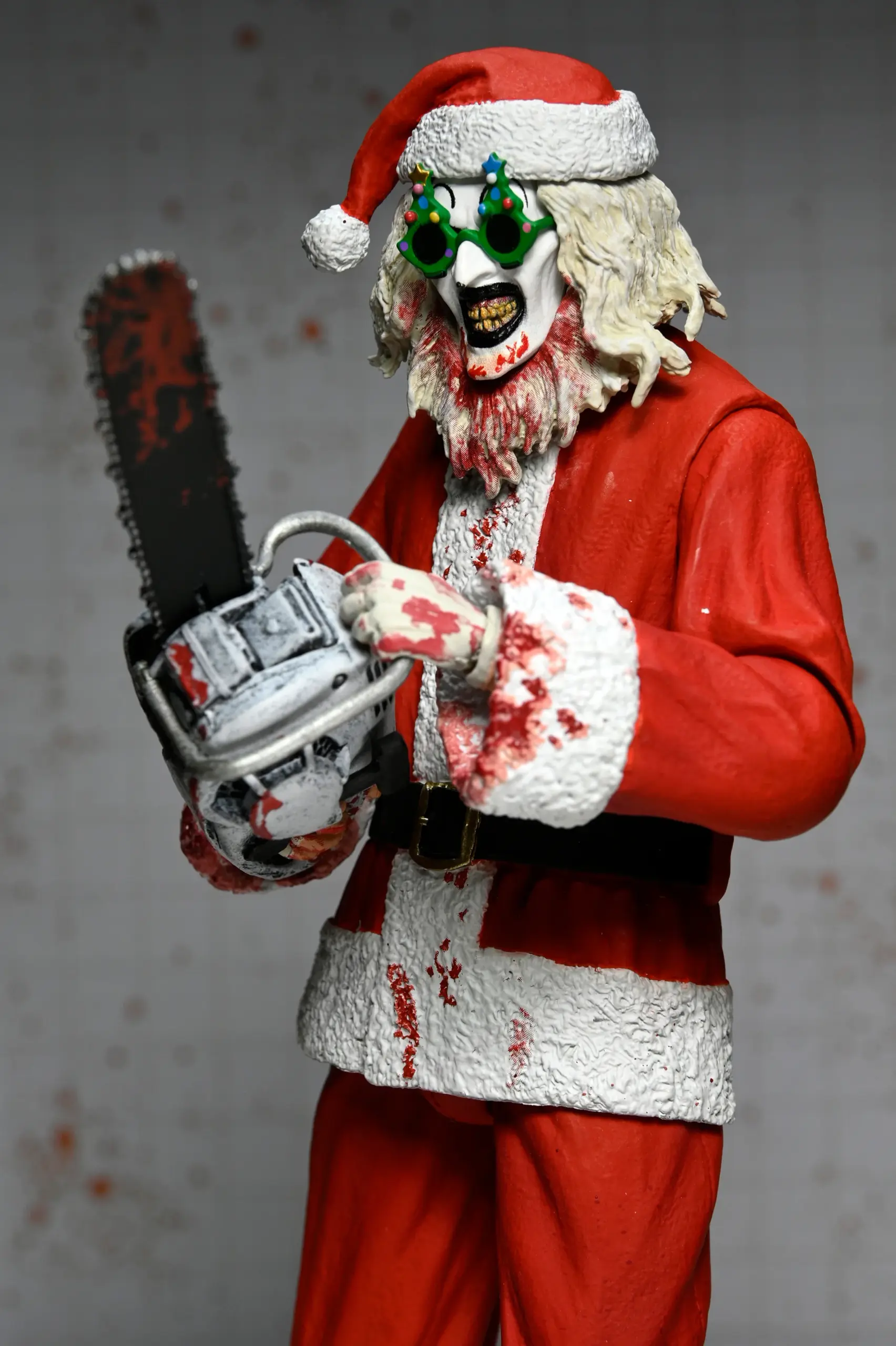 NECA Terrifier 3 - Art le Clown en costume de Père Noël sanglant Ultimate 7