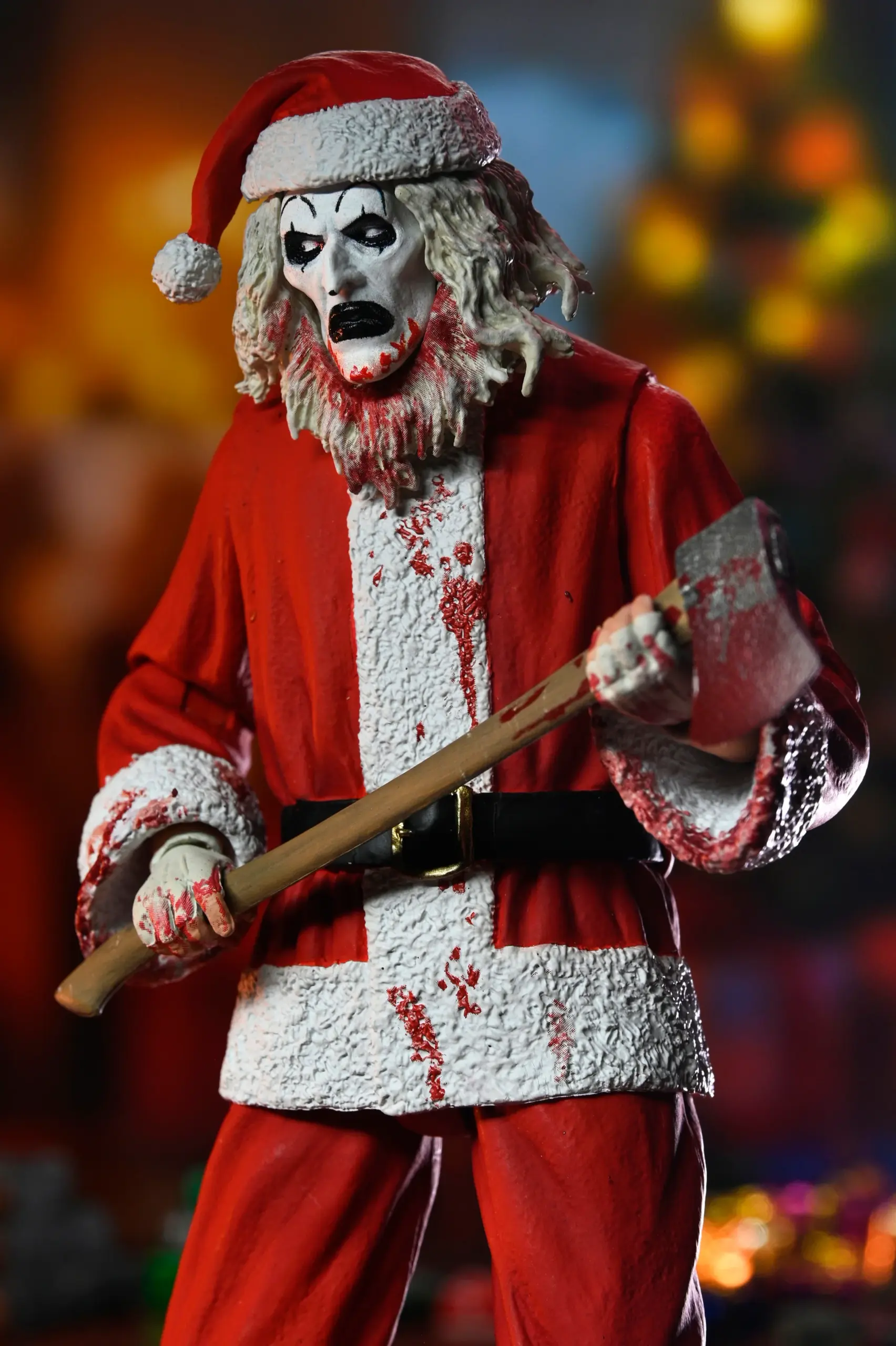 NECA Terrifier 3 - Art le Clown en costume de Père Noël sanglant Ultimate 7