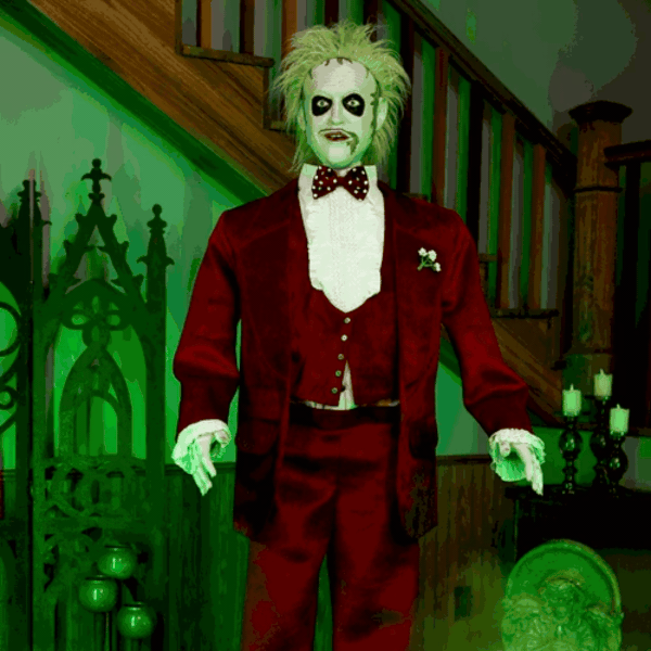 6ft Beetlejuice Halloween Animatronic (2 Outfits)
