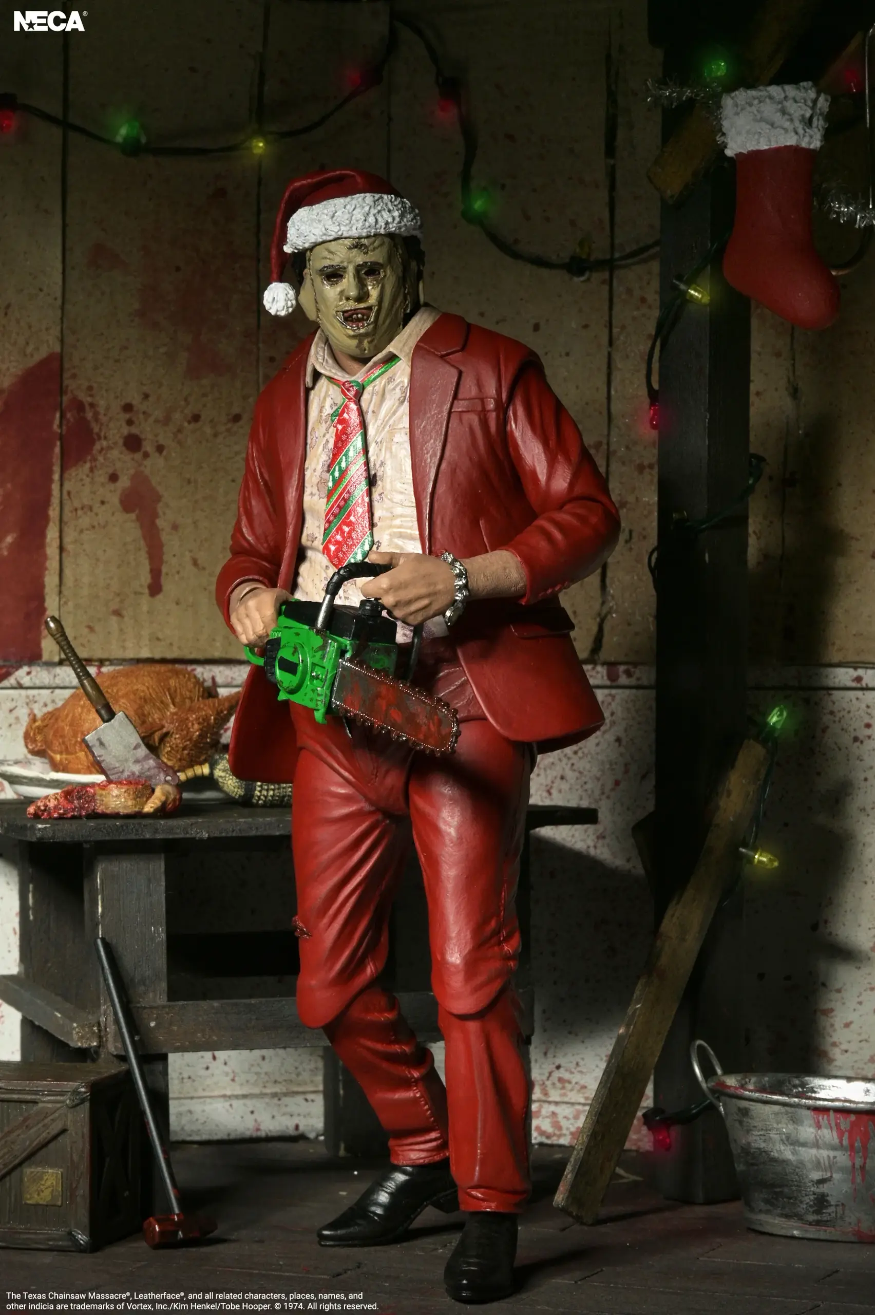 NECA Massacre à la tronçonneuse - Leatherface Père Noël Ultimate 7
