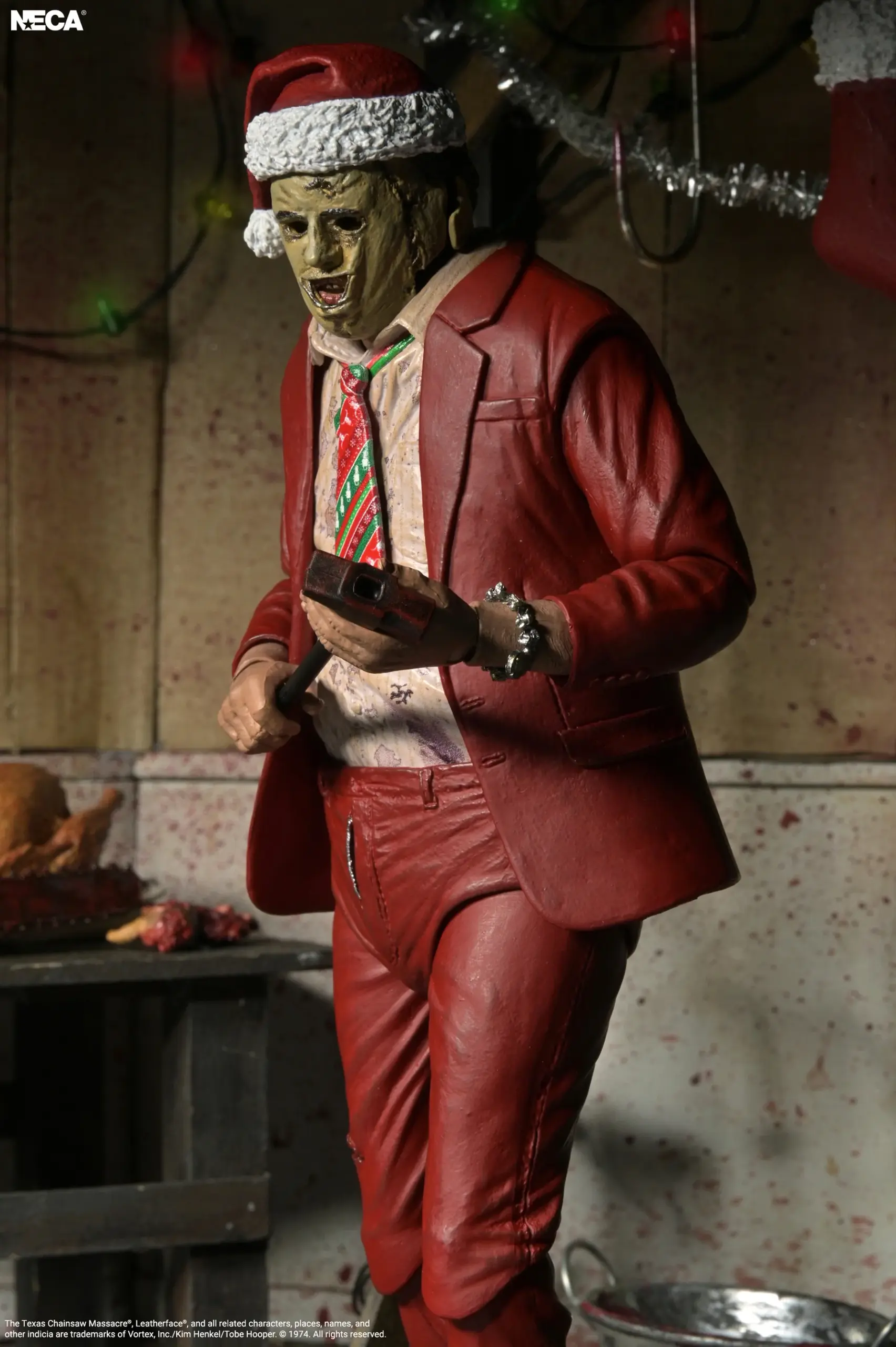 NECA Massacre à la tronçonneuse - Leatherface Père Noël Ultimate 7