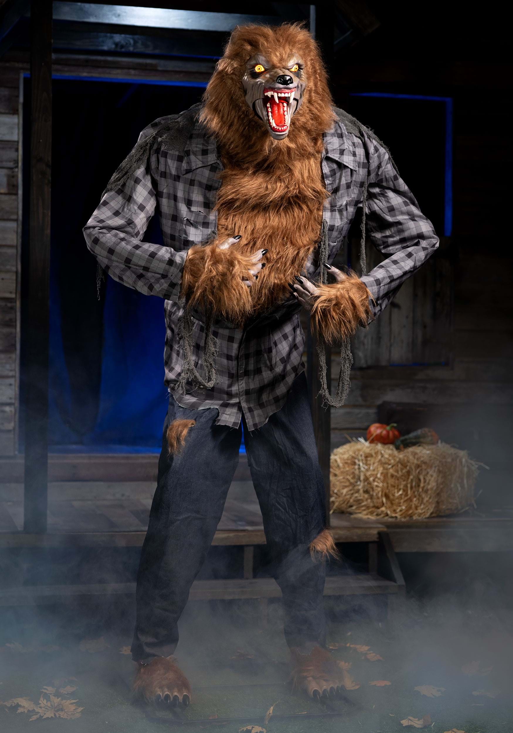 7ft Howling Werewolf Halloween Animatronic