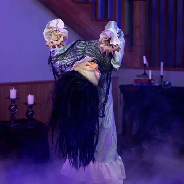 5,5 Fuß Exorzismus Emil Halloween-Requisite mit Animation