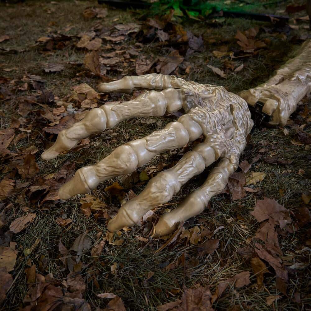 4.5ft Grave & Bones Groundbreaker Skeleton