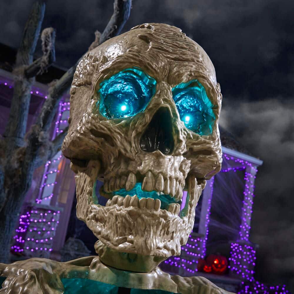4.5ft Grave & Bones Groundbreaker Skeleton
