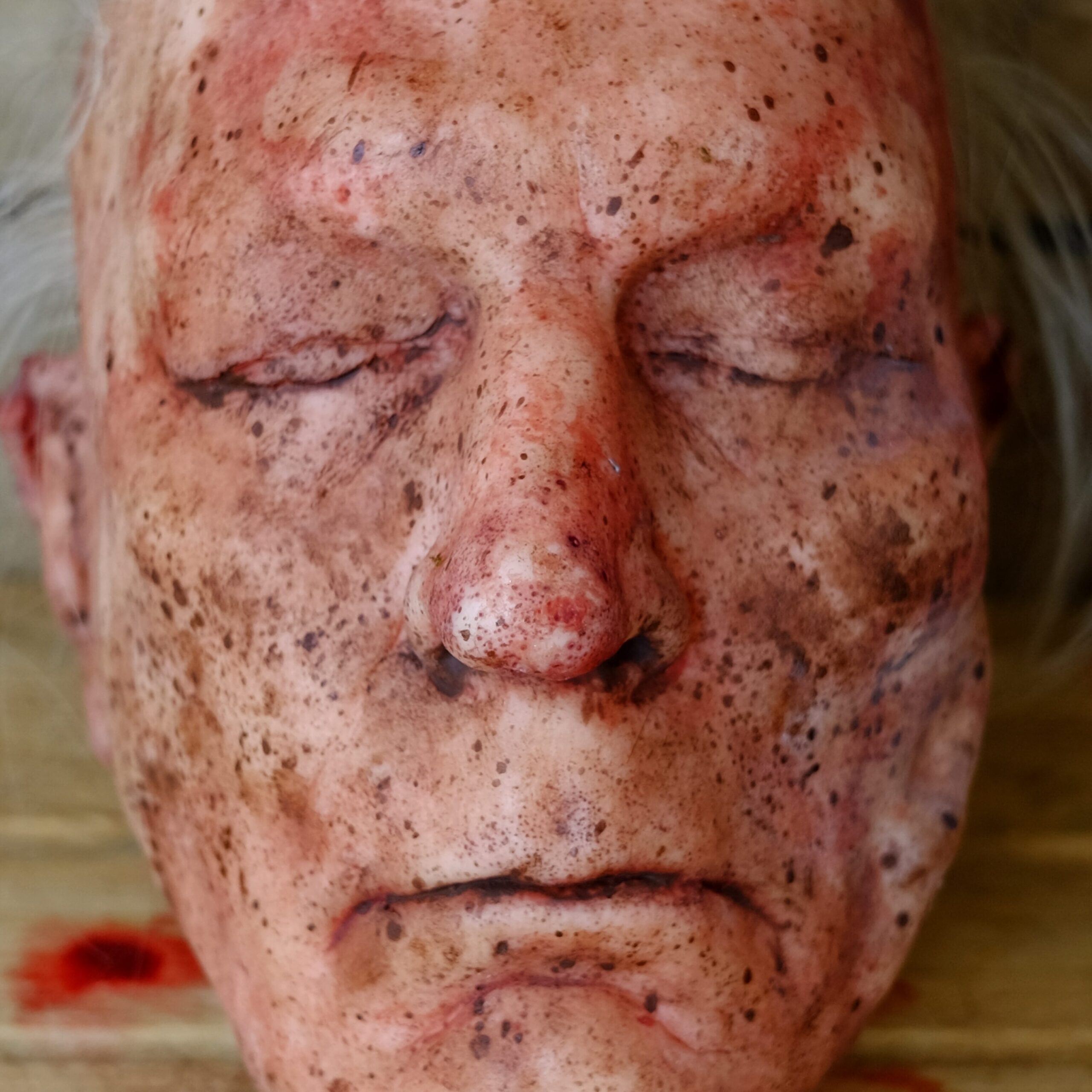 Realistic Severed Silicone Head - Roger