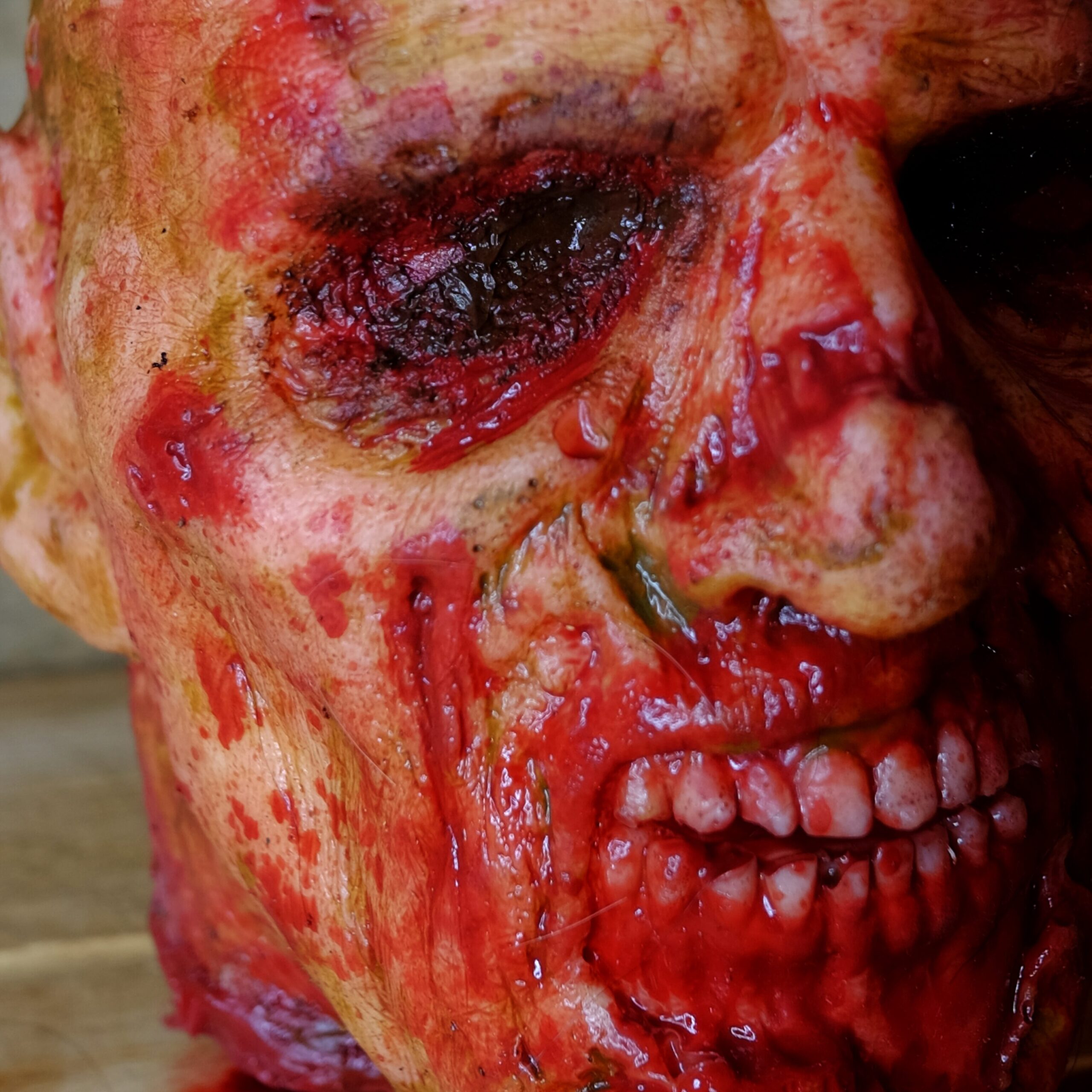 Realistic Rotten Severed Zombie Head - Biter