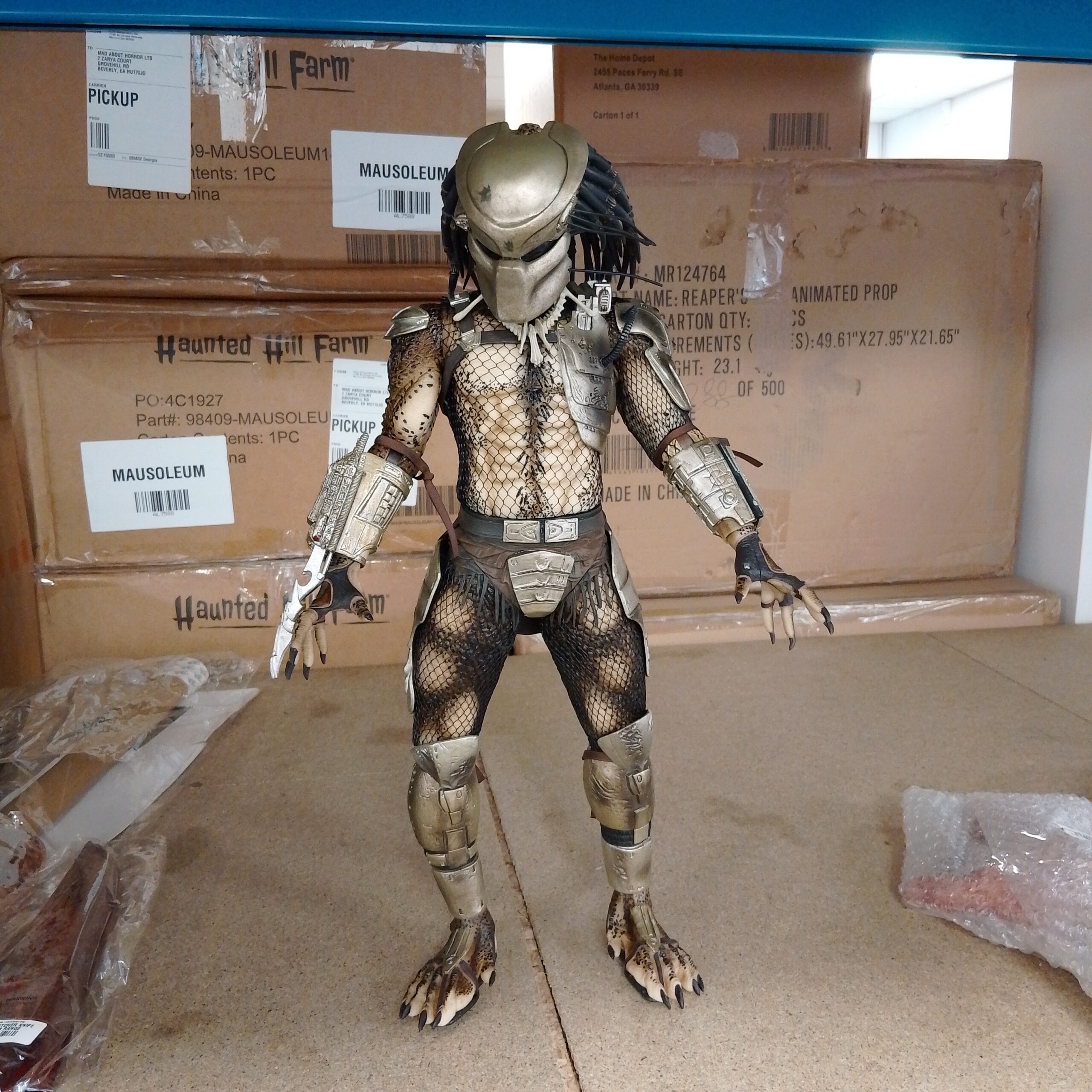 NECA Predator - Jungle Hunter Predator with LED Lights 1/4 Scale Action Figure (SLIGHT SECOND)