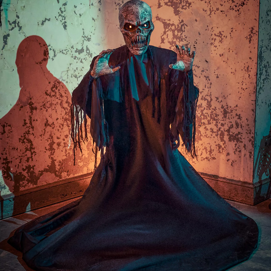 8 Fuß großer Mr. Dark Halloween Animatronic